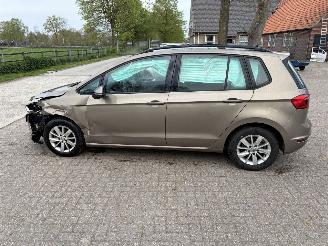 skadebil auto Volkswagen Golf Sportsvan 1.2 automaat 2014/11
