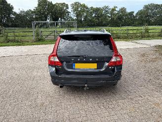 Auto incidentate Volvo V-70 T4 R Edition 2013/7