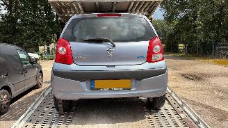 Nissan Pixo  picture 4