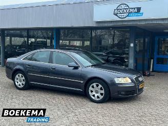 Vaurioauto  passenger cars Audi A8 3.0 TDI Quattro Pro Line Luchtvering Bose Open-Dak 2007/1