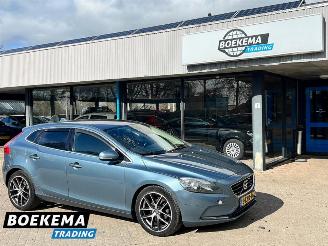 Avarii autoturisme Volvo V-40 1.6 D2 Momentum Navigatie Camera Clima Cruise 2013/4