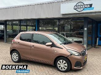 Vaurioauto  passenger cars Peugeot 108 1.0 e-VTi Active Airco PDC 5-Deurs 2014/11