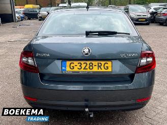 Skoda Octavia 1.0 TSI Business Ed Navigatie Canton Stoelverw. Climate Cruise PDC picture 11