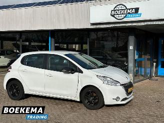Peugeot 208 1.2 e-VTi Active Automaat Navigatie Climate 2014/1
