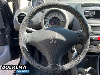 Peugeot 107 1.0-12V XS Airco 5-Drs Elek-pakket picture 20