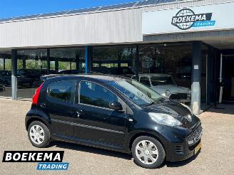 krockskadad bil auto Peugeot 107 1.0-12V XS Airco 5-Drs Elek-pakket 2010/6