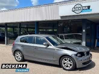 uszkodzony samochody osobowe BMW 1-serie 116d Corporate Airco 5-Deurs 2010/2
