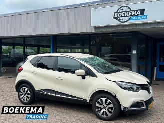 Unfallwagen Renault Captur 0.9 TCe Expression Keyless Airco Cruise Trekh. 2014/5