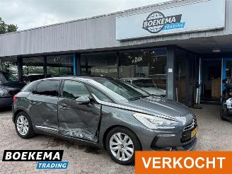 škoda osobní automobily Citroën DS5 2.0 Hybrid4 Business Executive Leer Massage Navigatie HUD 2012/11