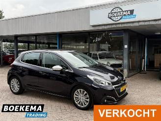 krockskadad bil auto Peugeot 208 1.6 BlueHDi Blue Lease Executive Panorama Camera Navigatie 2015/8