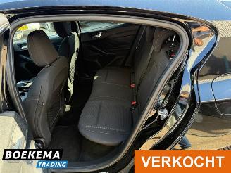 Ford Focus 1.0 EcoBoost ST-Line Titanium Stoel-Stuurverwarming Camera Navigatie picture 13