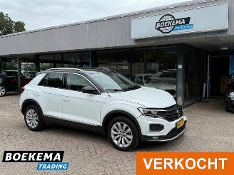krockskadad bil auto Volkswagen T-Roc 1.5 TSI Sport Aut. Virtual Led Navi Cruise PDC Trekh. 2019/2