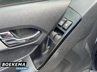 Isuzu D-Max 1.9 Extended Cab X-Country Automaat 4X4 3500KG Trekgewicht picture 27
