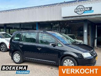 skadebil auto Volkswagen Touran 1.9 TDI Business Climate Cruise Trekhaak 2006/3