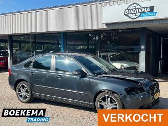 krockskadad bil auto Volvo S-40 2.4i Edition II 170PK Climate Cruise Trekhaak 2008/10