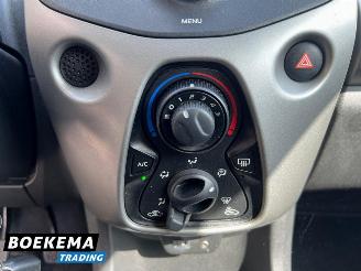 Peugeot 108 1.0 e-VTi Active Airco LED picture 28