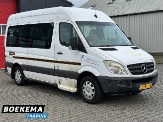 skadebil bedrijf Mercedes Sprinter 311 2.2 CDI 366 Airco 9-Persoons Rolstoellift Automaat 2009/11