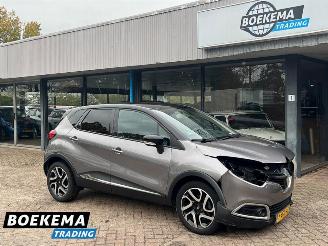 krockskadad bil auto Renault Captur 1.5 DCI Dynamique Leder Navi Climate PDC 2014/7