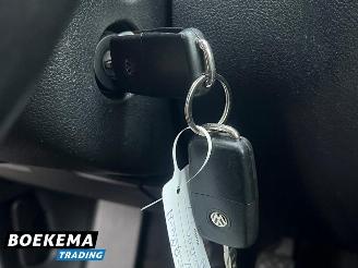 Volkswagen Tiguan 2.0 TDI Comfort&Design Pano Stoelverw. Cruise Climate PDC Trekh. picture 31