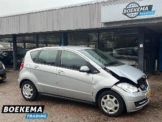 Damaged car Mercedes A-klasse A160 Business 5-Drs Navi Airco PDC Trekh. 2012/2