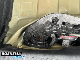 Citroën C3 ë-C3 Plus 113pk 44 kWh Navigatie Airco picture 17