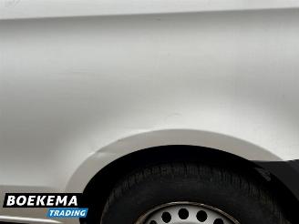 Mercedes Vito 111 CDI Lang 3-Persoons Navi Airco Cruise picture 10