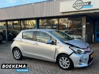 Purkuautot passenger cars Toyota Yaris 1.5 Full Hybrid Aspiration Navi Climate Cruise Camera 2014/1