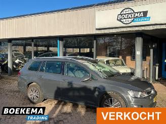 krockskadad bil auto Volkswagen Golf Variant 1.2 TSI Allstar DSG Navi Cruise Stoelverw. Climate PDC 2016/6