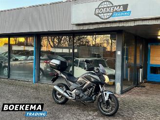 Schade motor Honda  NC 750 XA ABS All-Road Koffer 2016/2