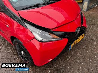 Toyota Aygo 1.0 VVT-i X-Wave Open-Dak Airco Cruise picture 6