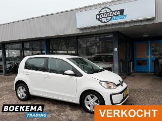 Vaurioauto  passenger cars Volkswagen Up! 1.0 Move Up! Airco DAB LMV 5-Deurs 2017/1