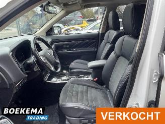 Mitsubishi Outlander 2.4 PHEV Intense+ Pano Leer Stoel/Stuurverw. Navi Camera PDC picture 14