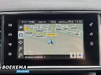 Peugeot 308 SW 1.2 PureTech Style Automaat Navigatie PDC Cruise Trekhaak picture 26