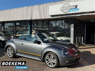 skadebil auto Volkswagen Beetle 1.2 TSI Design Stoelverwarming Airco Cabrio 2013/5