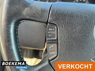 Volkswagen Multivan 2.5 TDI Comfort 7-Pers Clima Stoelverw. 2XSchuifdeur picture 24