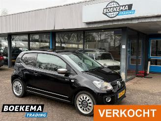 Avarii autoturisme Volkswagen Up! 1.0 Black Up! Panorama Leer Stoelverwarming PDC Cruise 2013/1