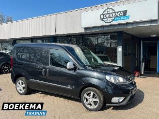 krockskadad bil auto Fiat Doblo Cargo 1.3 MJ SX Airco Navigatie Schuifdeur PDC 2015/8