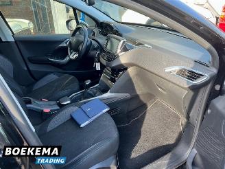 Peugeot 2008 1.2 PureTech Allure Navigatie Camera Climate picture 21