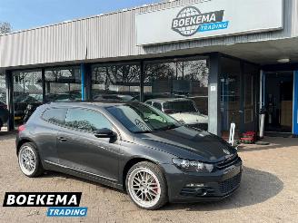 krockskadad bil auto Volkswagen Scirocco 1.4 TSI Highline Navigatie Climate Cruise 2009/3