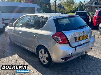 Kia Cee d cee'd 1.4 CVVT X-tra Airco 5-Deurs picture 3