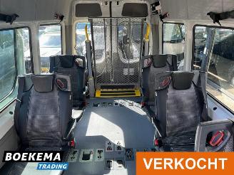 Volkswagen Crafter 35 2.0 TDI L3H2 9-Persoons Schuifdeur Rolstoellift picture 7
