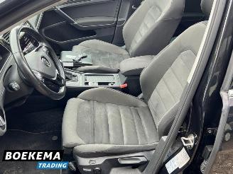 Volkswagen Golf 1.4 TSI 150PK Highline DSG Panorama Virtual Stoel/Stuurverw Massage Camera Trekhaak picture 14