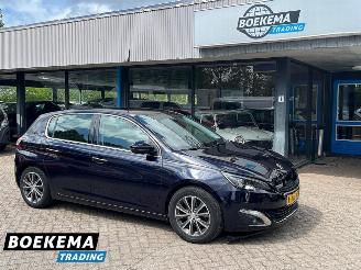 Damaged car Peugeot 308 1.6 THP Première Panorama Climate Cruise Keyless 2014/1