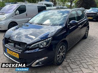Peugeot 308 1.6 THP Première Panorama Climate Cruise Keyless picture 4