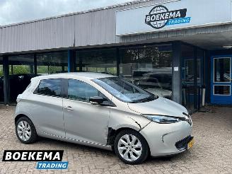 krockskadad bil auto Renault Zoé Q210 Zen Quickcharge KOOPACCU 22 kWh 2014/5
