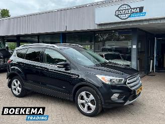 Vrakbiler auto Ford Kuga 1.5 EcoBoost Titanium 4WD Automaat Navigatie Stoel + Stuurverwarming 2017/1
