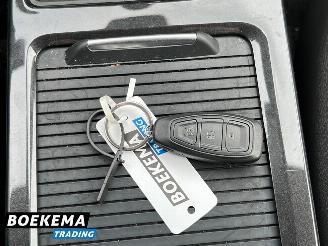 Ford Kuga 1.5 EcoBoost Titanium 4WD Automaat Navigatie Stoel + Stuurverwarming picture 35