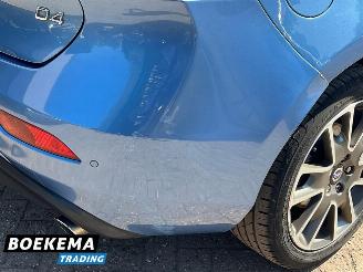 Volvo V-40 2.0 D4 Summum Business Glazen Dak Navigatie Cruise picture 6