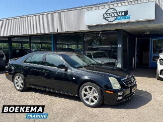 škoda osobní automobily Cadillac STS 4.6 V8 Launch Edition Bose Keyless Stoelverw + koeling 2006/3