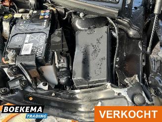 Skoda Octavia Combi 1.0 e-TSI Business Edition Navigatie Cruise Lane-Ass picture 16